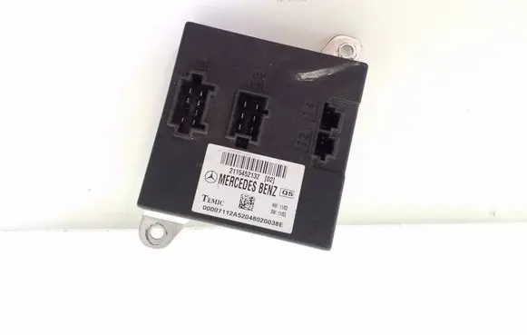 Mercedes-Benz E W211 Other control units/modules 2115452132