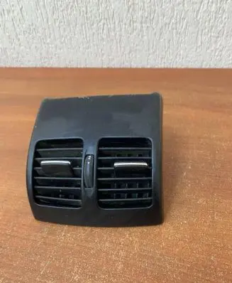 Mercedes-Benz E C207 W207 Rear air vent grill A2048300954