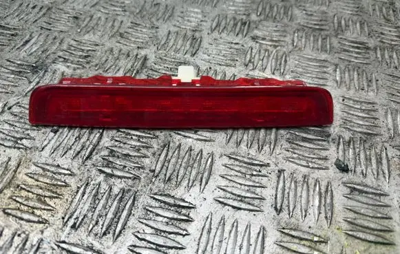 Toyota Yaris Third/center stoplight 815700D151
