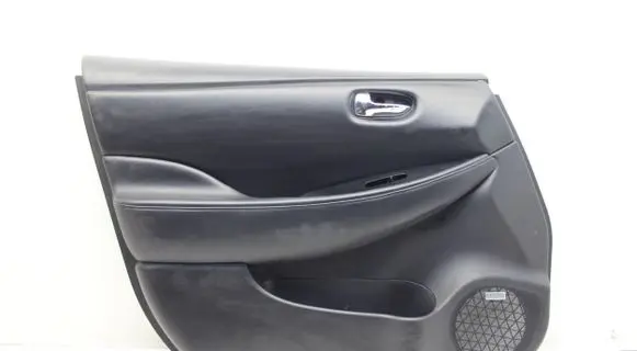 Nissan Leaf I (ZE0) Front door card panel trim 809233NL0A