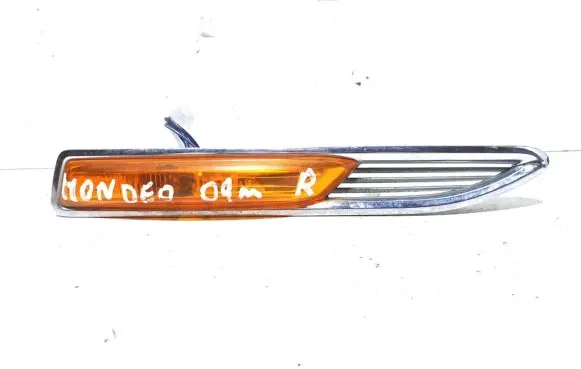 Ford Mondeo MK IV Front fender indicator light 165148