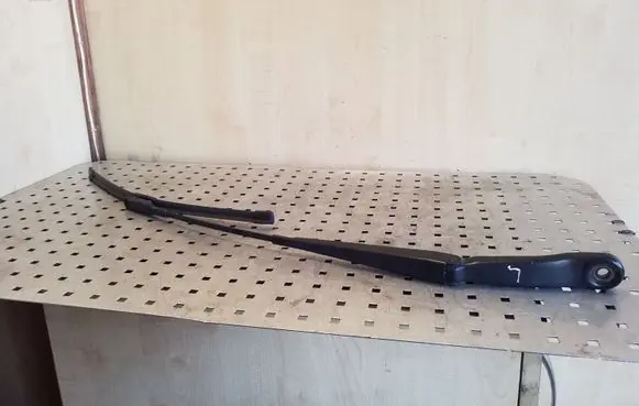 Land Rover Freelander 2 - LR2 Front wiper blade arm 6H5217527AA