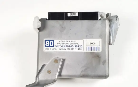 Lexus GS 250 350 300H 450H Other control units/modules 8924330220