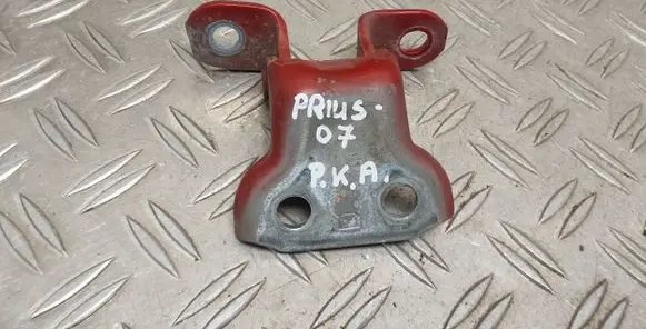 Toyota Prius (XW20) Front door lower hinge 