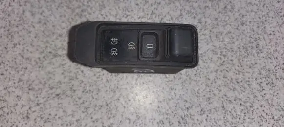 Fog light switch