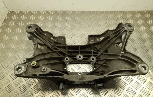 Audi Q7 4M EGR valve cooler bracket 4M0399262B