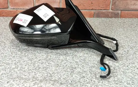 BMW i5 G60 Front door electric wing mirror 5A841A4
