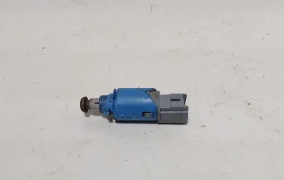 Clutch pedal sensor