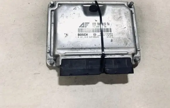 Ford Galaxy Engine control unit/module 038906019fa 0281010629