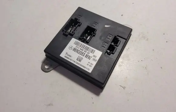 Mercedes-Benz E W211 Comfort/convenience module 2115450532