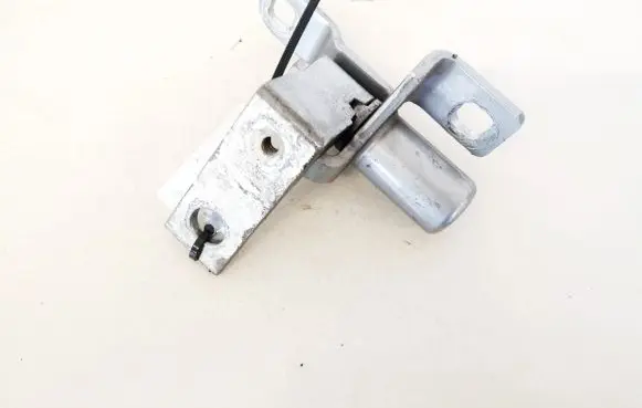 Ford S-MAX Rear door lower hinge