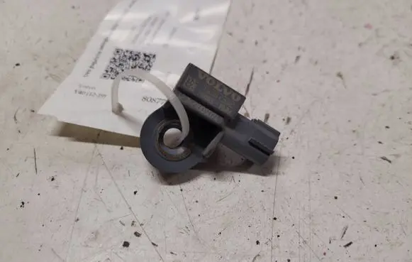 Volvo V40 Airbag deployment crash/impact sensor 31387312