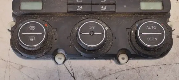 Volkswagen Passat Alltrack Climate control unit 74641430