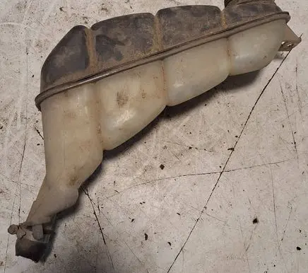 Mercedes-Benz E W210 Coolant expansion tank/reservoir 2105000549