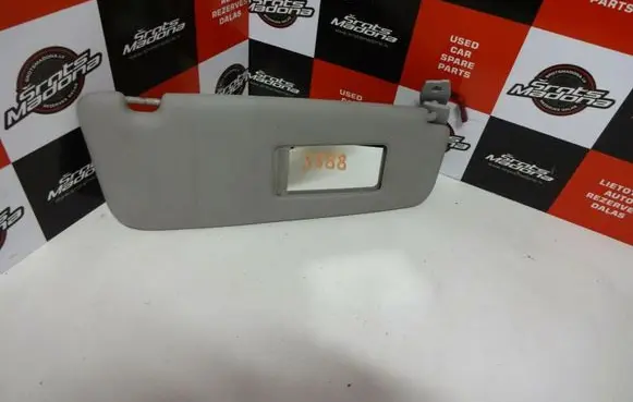 BMW 5 E60 E61 Sun visor 7066650