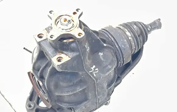 Mercedes-Benz Vito Viano W639 Rear differential 9043530510
