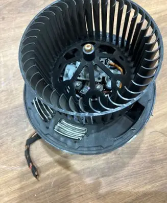 BMW 3 E90 E91 Heater fan/blower 55362968 042022