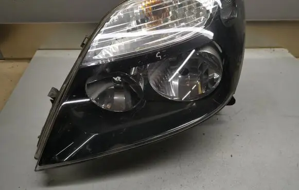 Renault Scenic I Headlight/headlamp 7700432096