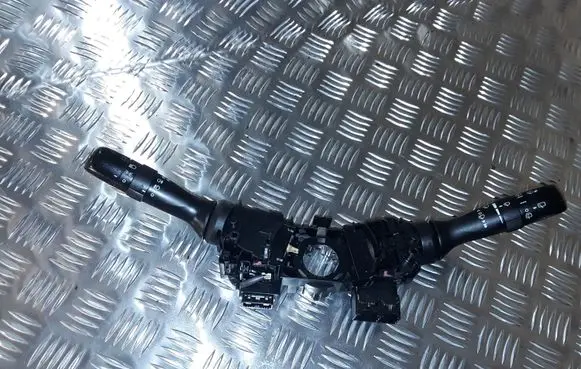 Toyota Verso Wiper turn signal indicator stalk/switch