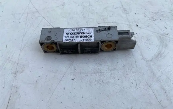 Volvo V70 Airbag deployment crash/impact sensor 9452777