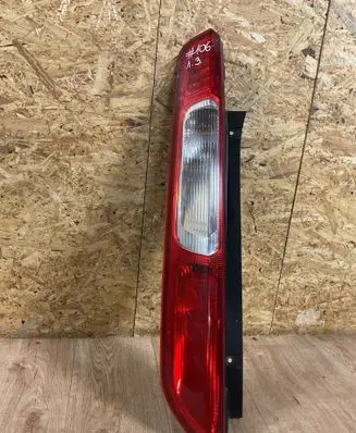 Rear/tail lights