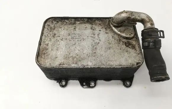 Engine oil radiator