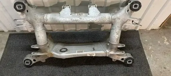 BMW 5 E60 E61 Rear subframe 6759610 6759609