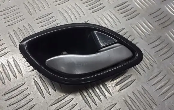 Renault Laguna II Front door interior handle 820000724