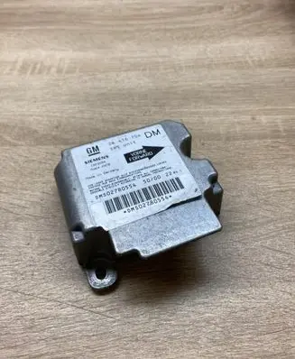 Opel Zafira A Airbag control unit/module 24416704
