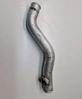 Intercooler hose/pipe