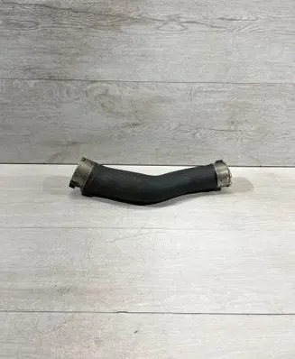 Intercooler hose/pipe