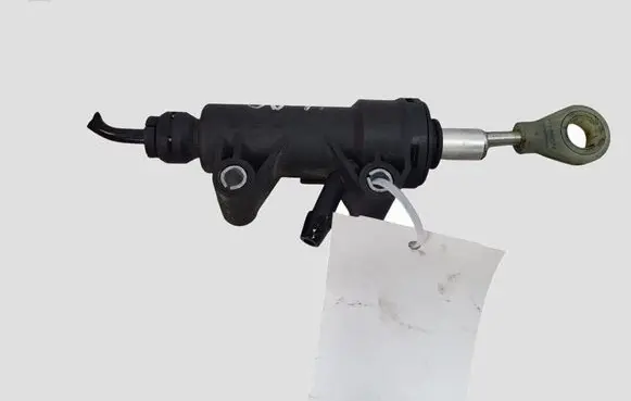BMW 3 E90 E91 Clutch master cylinder 13570610 5773670