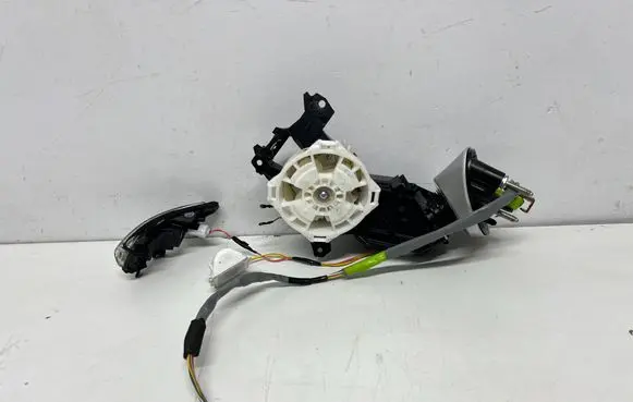 Lexus IS III XE30 Front door electric wing mirror 572311 572317