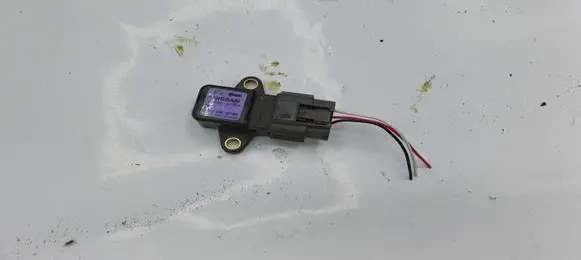 Nissan X-Trail T30 ESP acceleration yaw rate sensor 479308H300