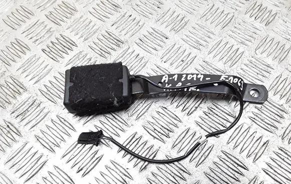 Audi A1 Front seatbelt buckle 8x0857756b