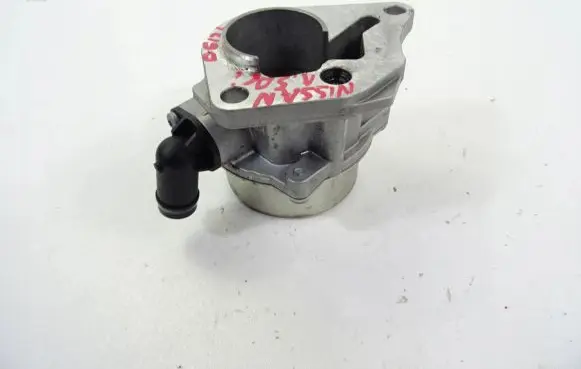 Nissan Qashqai Vacuum pump 146502327R