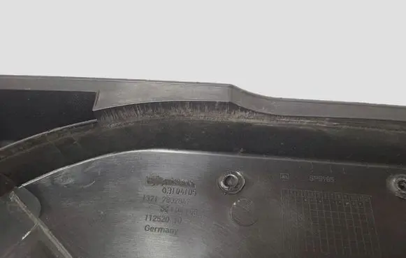 BMW 5 F10 F11 Engine cover (trim) 7802847
