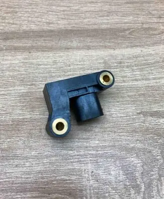 BMW 5 E60 E61 Airbag deployment crash/impact sensor 6977398 220507