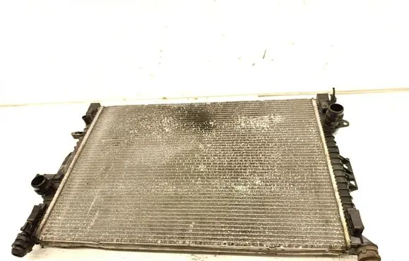 Land Rover Evoque I Coolant radiator