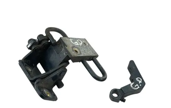 Rear door hinge set