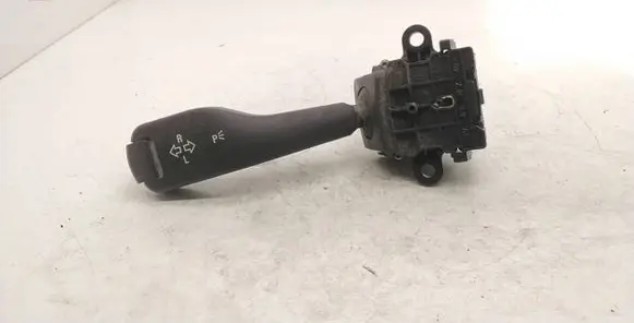 BMW 3 E46 Indicator stalk 8363668 01104010 0110401025