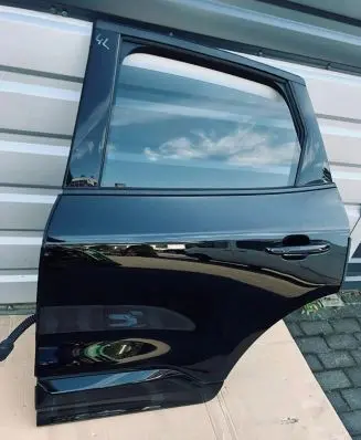 Ford Kuga III Rear door