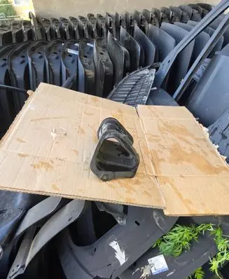 Opel Insignia A Air intake duct part 13325924 GR3417
