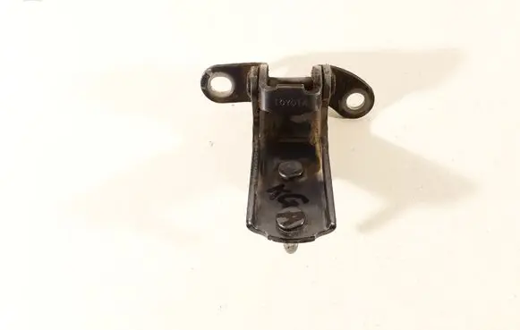 Toyota Yaris Rear door lower hinge