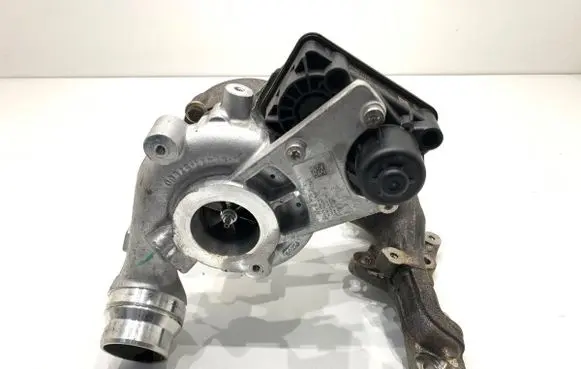 Renault Trafic III (X82) Turbo 144104384R