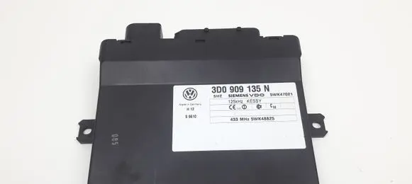 Volkswagen Touareg I Keyless (KESSY) go control unit/module 3D0909135N 5WK47021 5WK48825