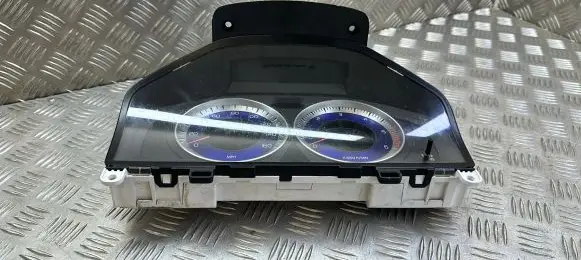 Volvo S60 Speedometer (instrument cluster) 31343497AA