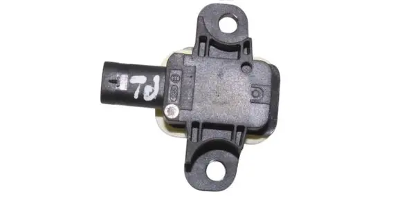 Mercedes-Benz A W176 Airbag deployment crash/impact sensor A1668210351