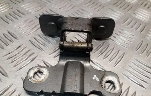 Chrysler 300 - 300C Tailgate/trunk/boot hinge