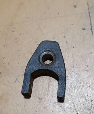 Hyundai H-1, Starex, Satellite Fuel Injector clamp holder 